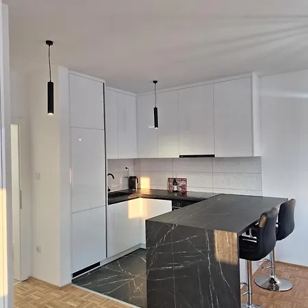 Lux 아파트 비옐리나